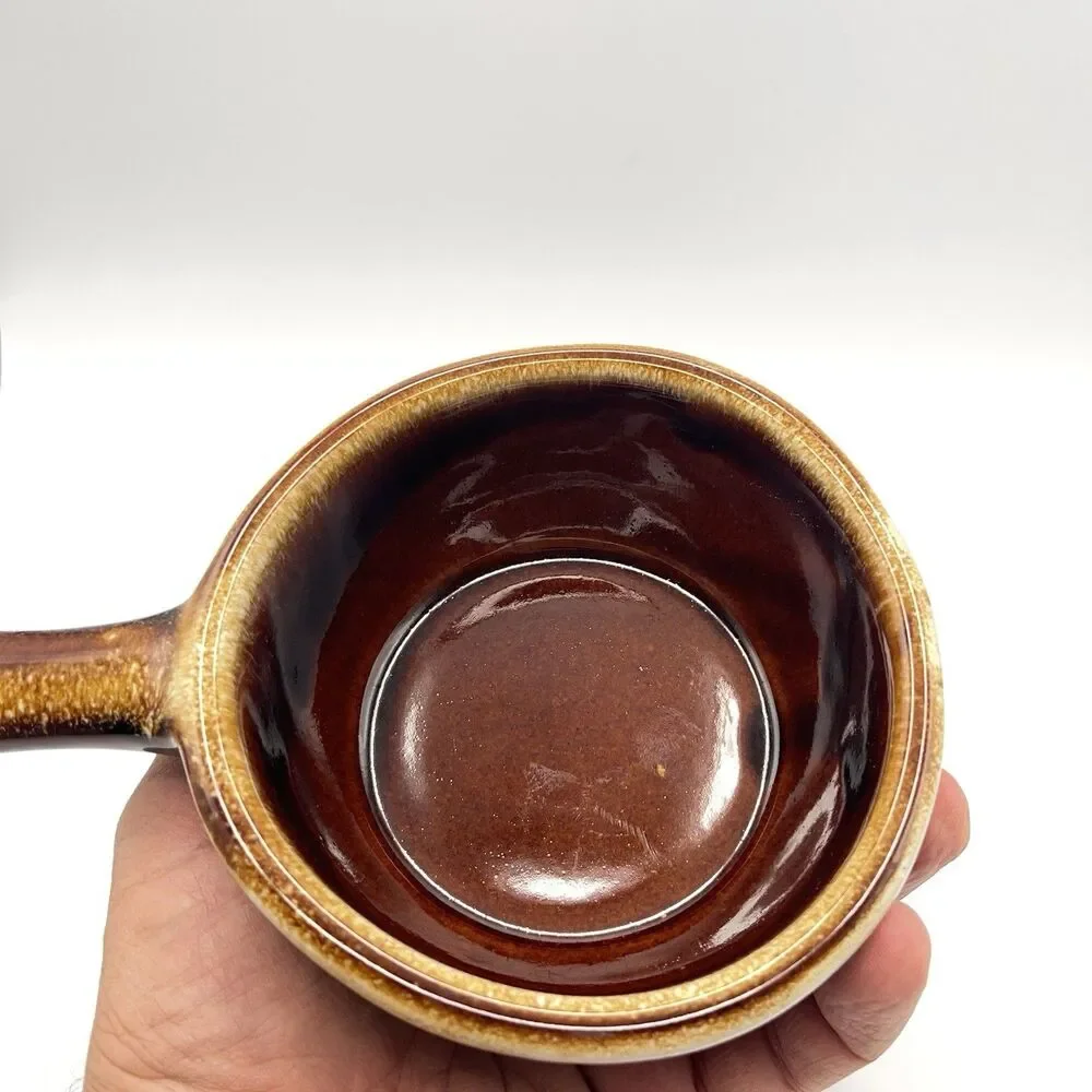 BROWN DRIP GLAZED POTTERY, HULL SOUP, CHILI BOWL W/HANDLE, USA, OVEN PROOF